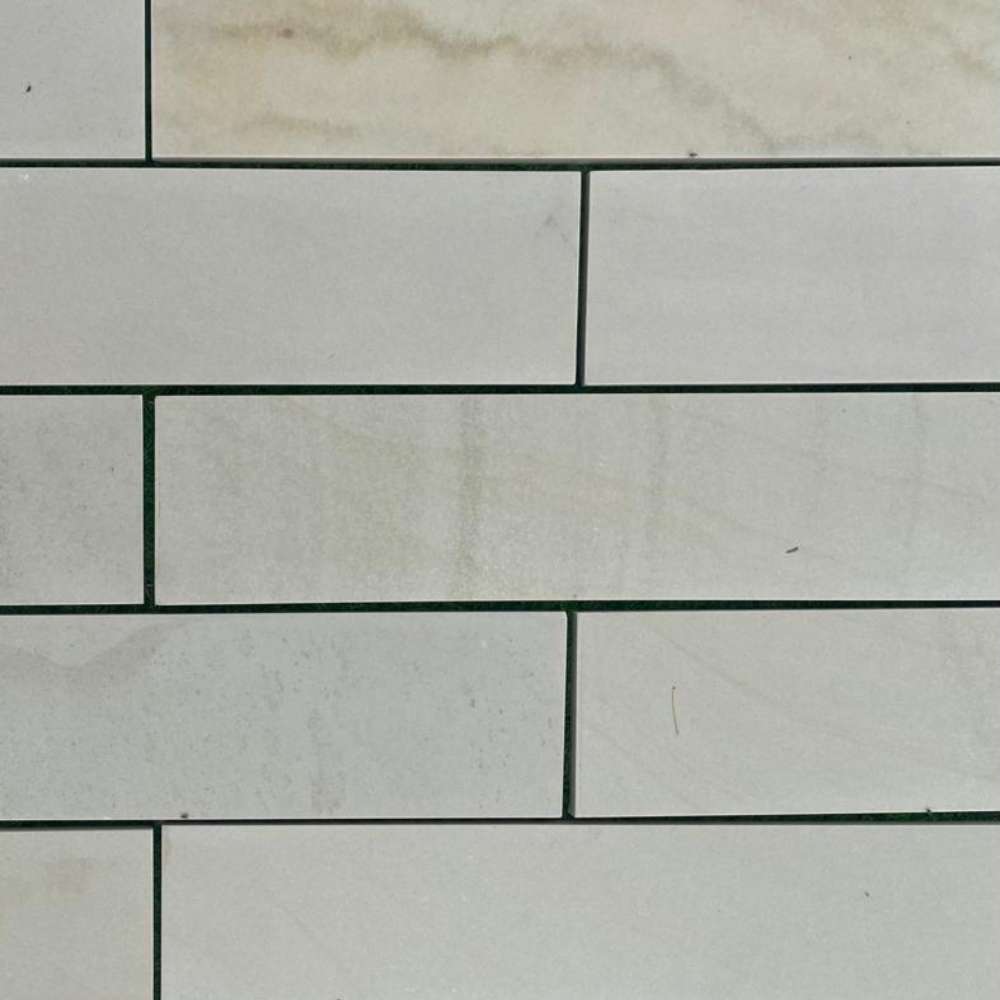 Fossil Mint Smooth Sandstone 200x900 Sawn Edged Plank Paving