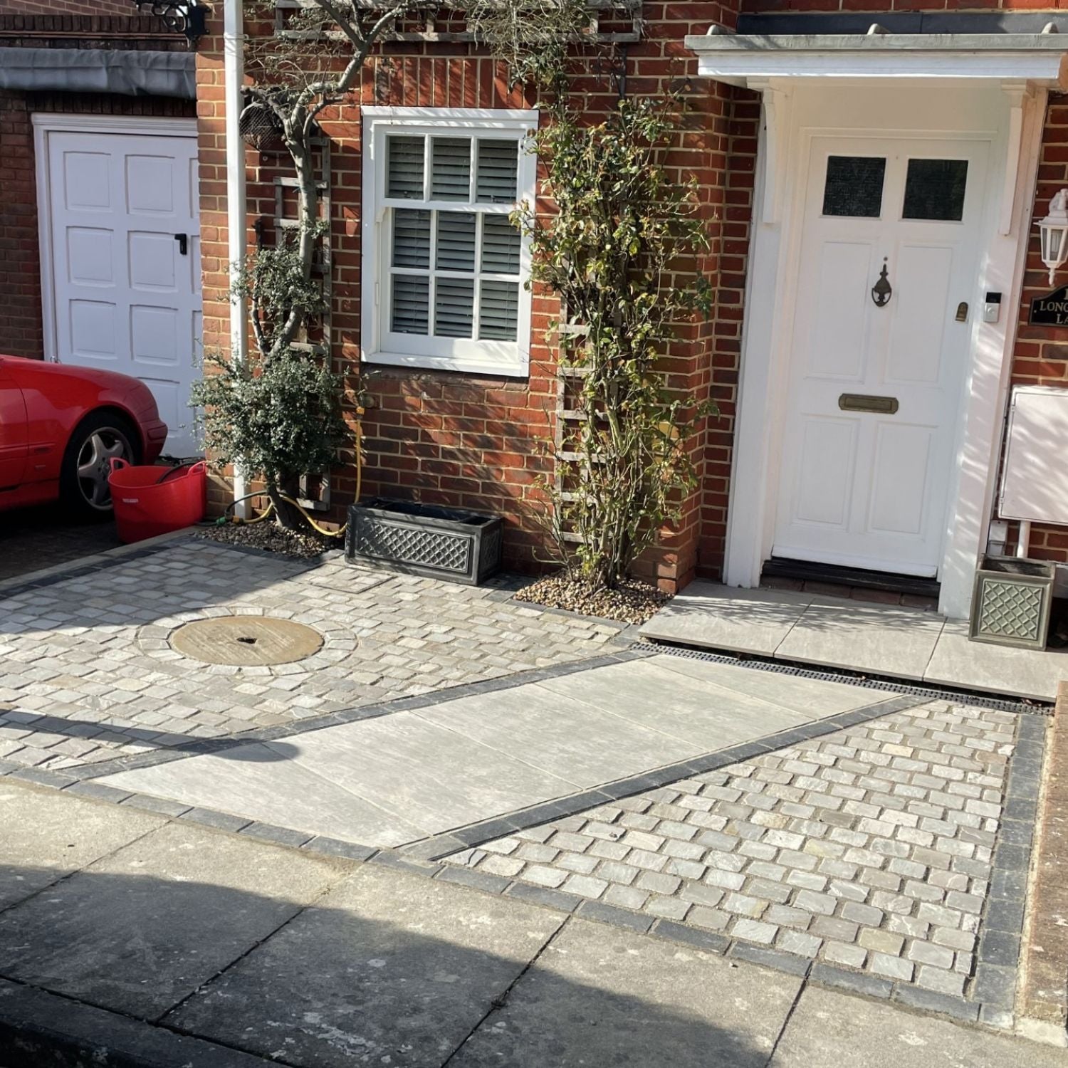 Kandla Grey Riven Sandstone 100X100 Square Setts