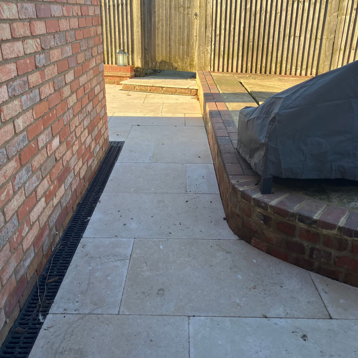 Sahara Pearl Tumbled Limestone 600x900 Paving Slabs