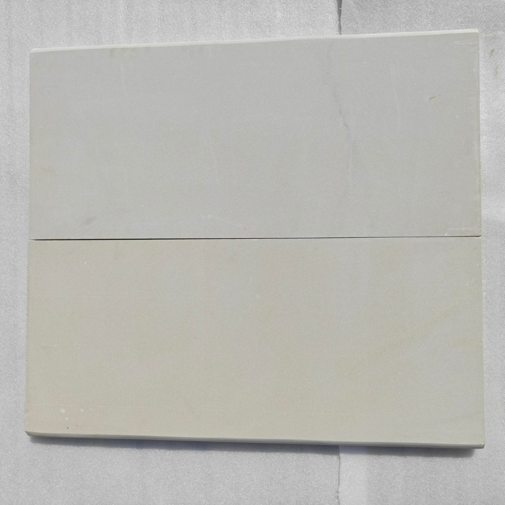 Beige Smooth Sandstone 400x900x40 Bullnose Steps