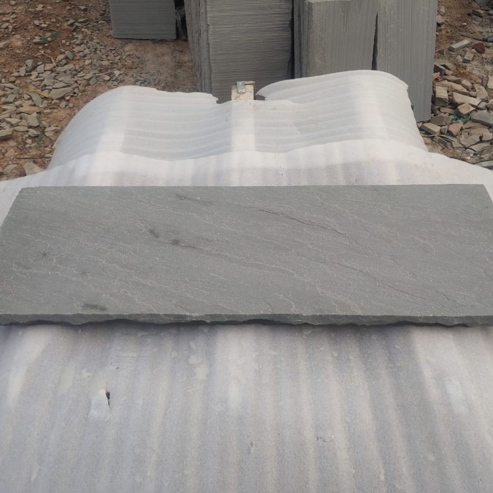 Kandla Grey Riven Sandstone 900x400x40 Coping / Steps