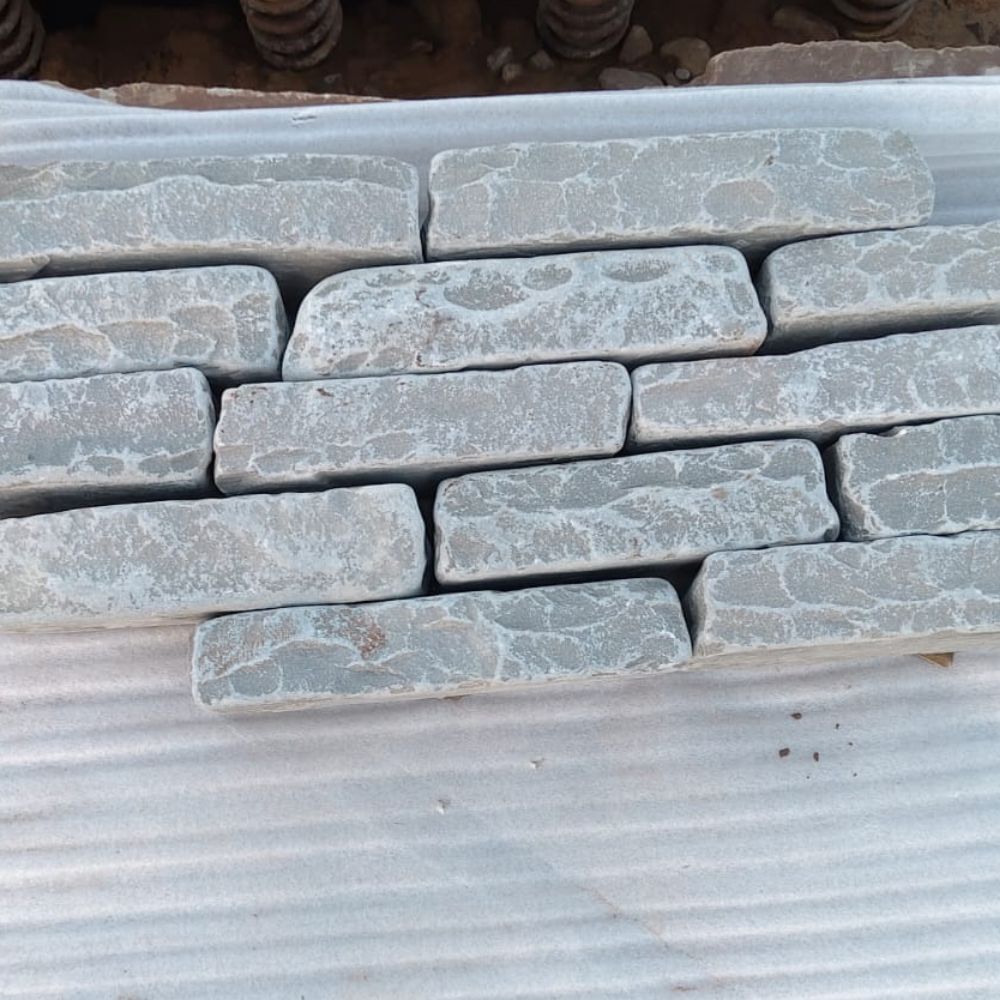 Kandla Grey Tumbled Sandstone 325x100 Walling