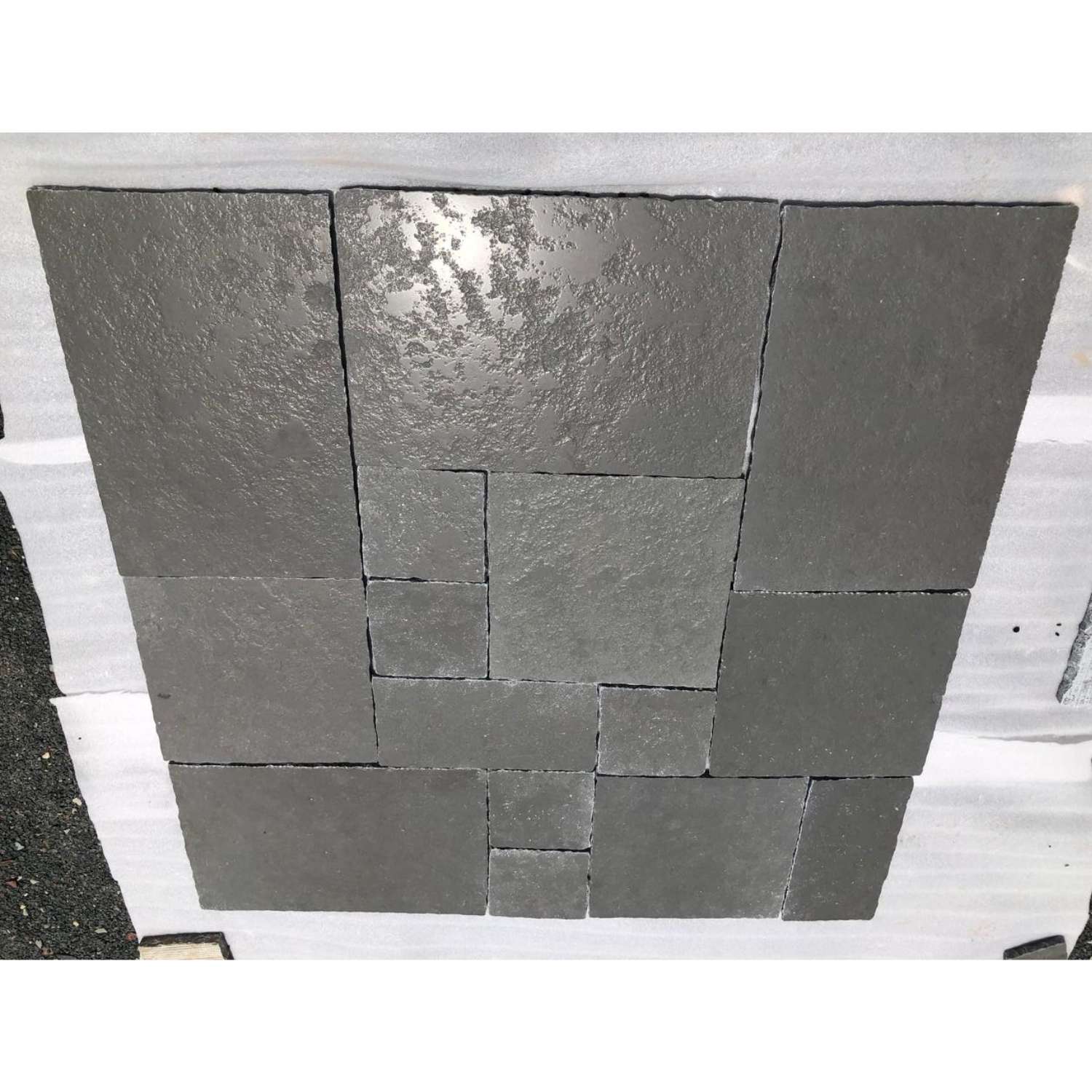 Tandur Grey Tumbled Limestone Mixed Patio Paving Slabs